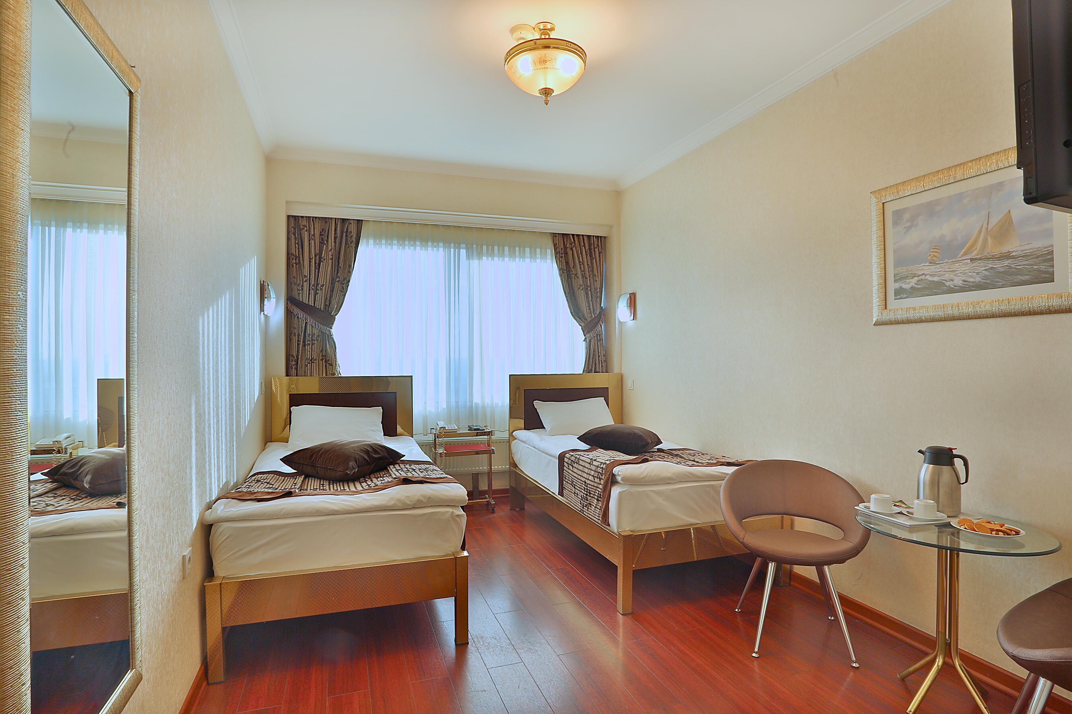 Grand Madrid Hotel Istanbul Eksteriør billede